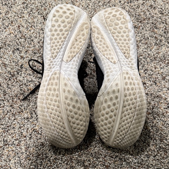 Varsity Vibe Training Shoes - Picture 5 of 7